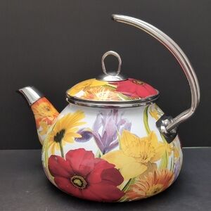Pioneer Woman Floral Enamel Teapot with Stainless Steel Handle.
